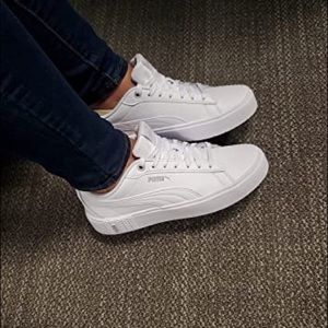 New PUMA Smash Platform V2 Sneaker in White Size 8